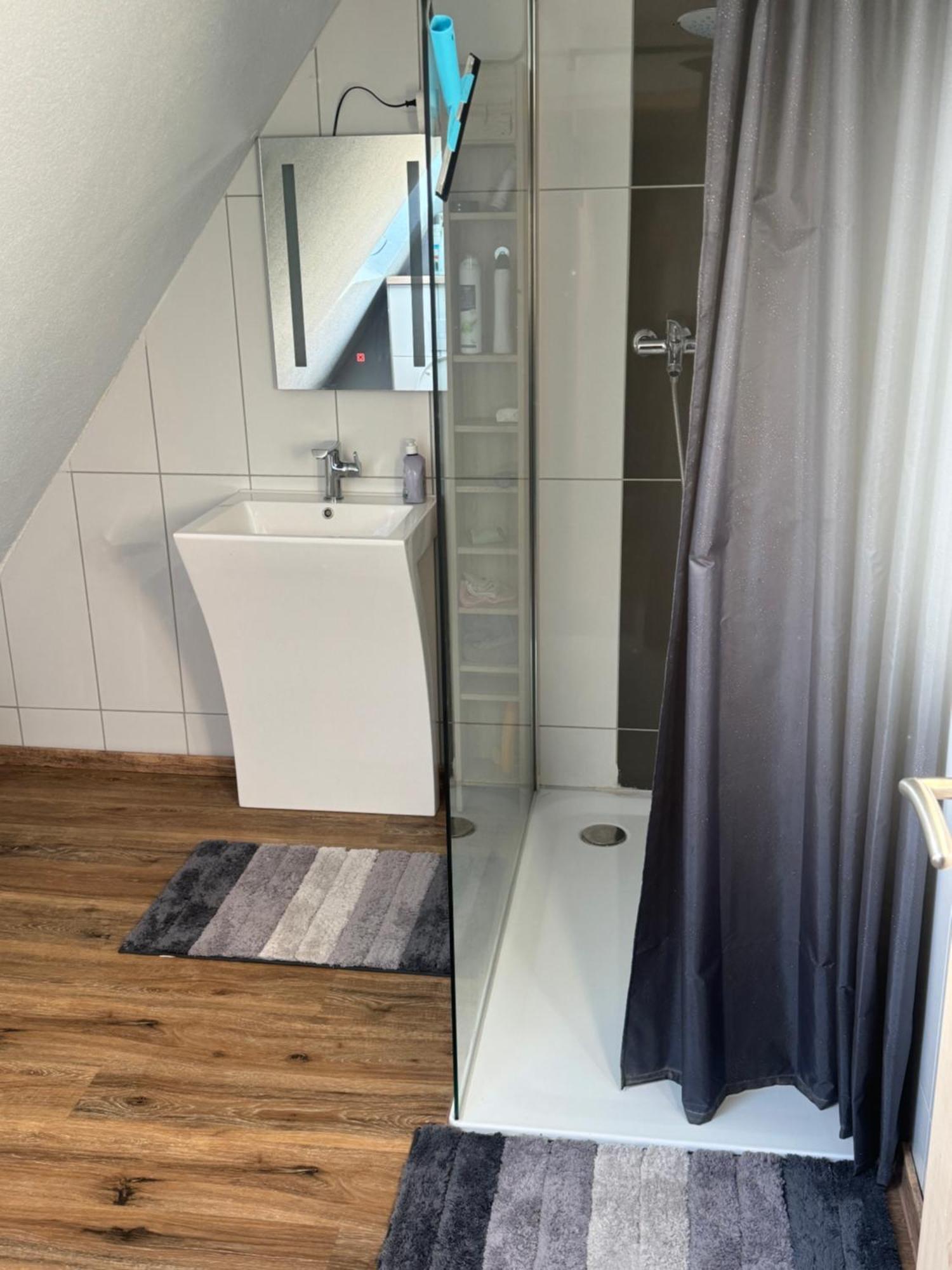 Gaestezimmer Am Aartalsee Bischoffen Экстерьер фото